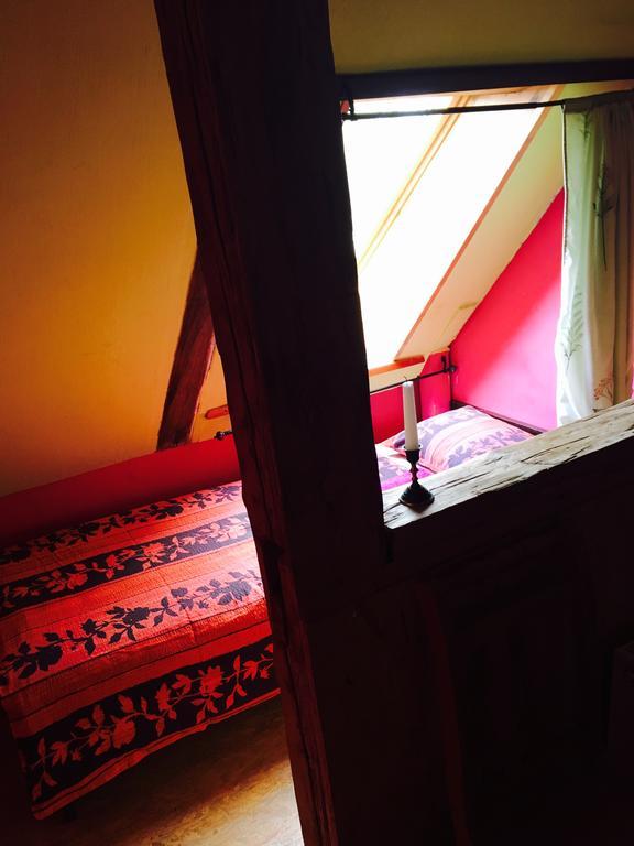 Balta Maja Hotel Pilsrundāle Kültér fotó