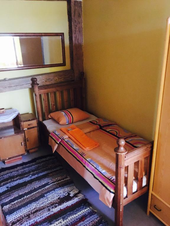 Balta Maja Hotel Pilsrundāle Kültér fotó